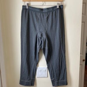 Patagonia baselayer mid weight bottoms, size medium, calf length